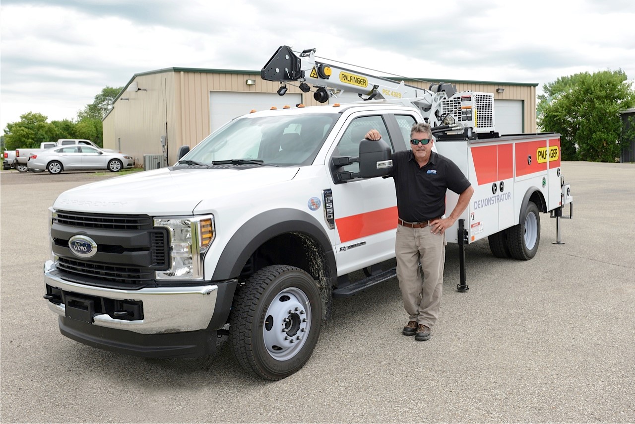 Tom Nugent and PAL Pro Mechanic Truck