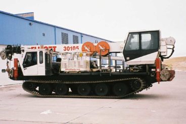 Elliott 30105 digger derrick mounted on Prinoth Tracked Carrier