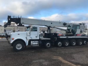 2017 National Crane 55-128 boom truck