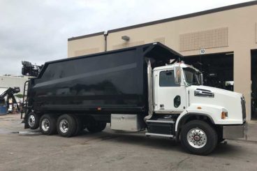 24 ft Brandon smooth-side non-dumping Hardox forestry truck body