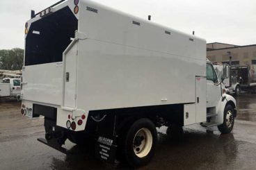 ArborTech 16 ft chipper truck body for sale with L transverse tool box