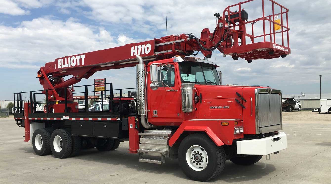 Elliott H110, heavy duty 110 ft aerial device on Western Star chassis for mining