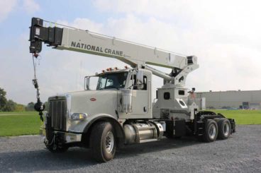 National Crane NBT30H 30 ton capacity stand-up tractor-mounted boom truck