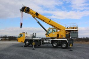 Grove TMS9000-2 truck-mounted crane, MEGAFORM boom optional extensions, counterweight removal system