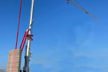 The Potain HUP 40-30 self-erecting tower crane's compact design makes erection and dismantling fast and easy