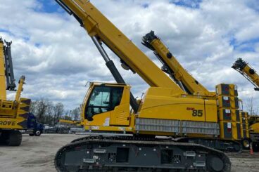 Grove GHC85 telescoping crawler crane