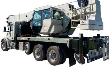 National Crane NBT40-2 40 ton boom truck