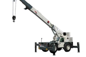 Grove GCD25 carrydeck crane with 25 ton capacity