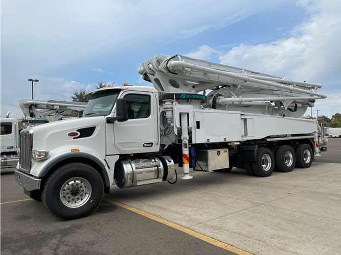 Everdigm 48 meter concrete boom pump truck