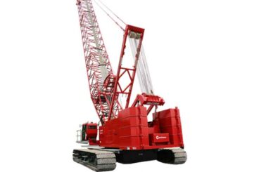 Manitowoc MLC200 lattice crane 220 ton lift capacity
