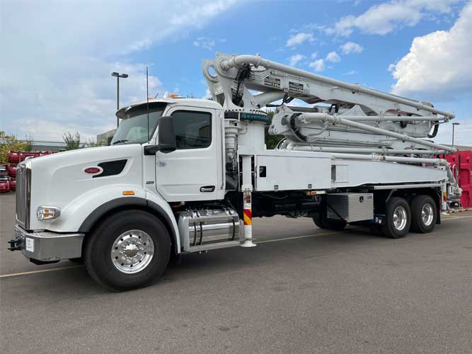 Everdigm 40CX concrete boom pump truck with 128 feet of vertical reach