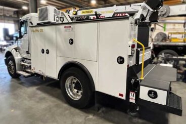 2026 Kenworth T80 mechanics truck with Palfinger service crane and PAL Pro service body parked in an industrial shop